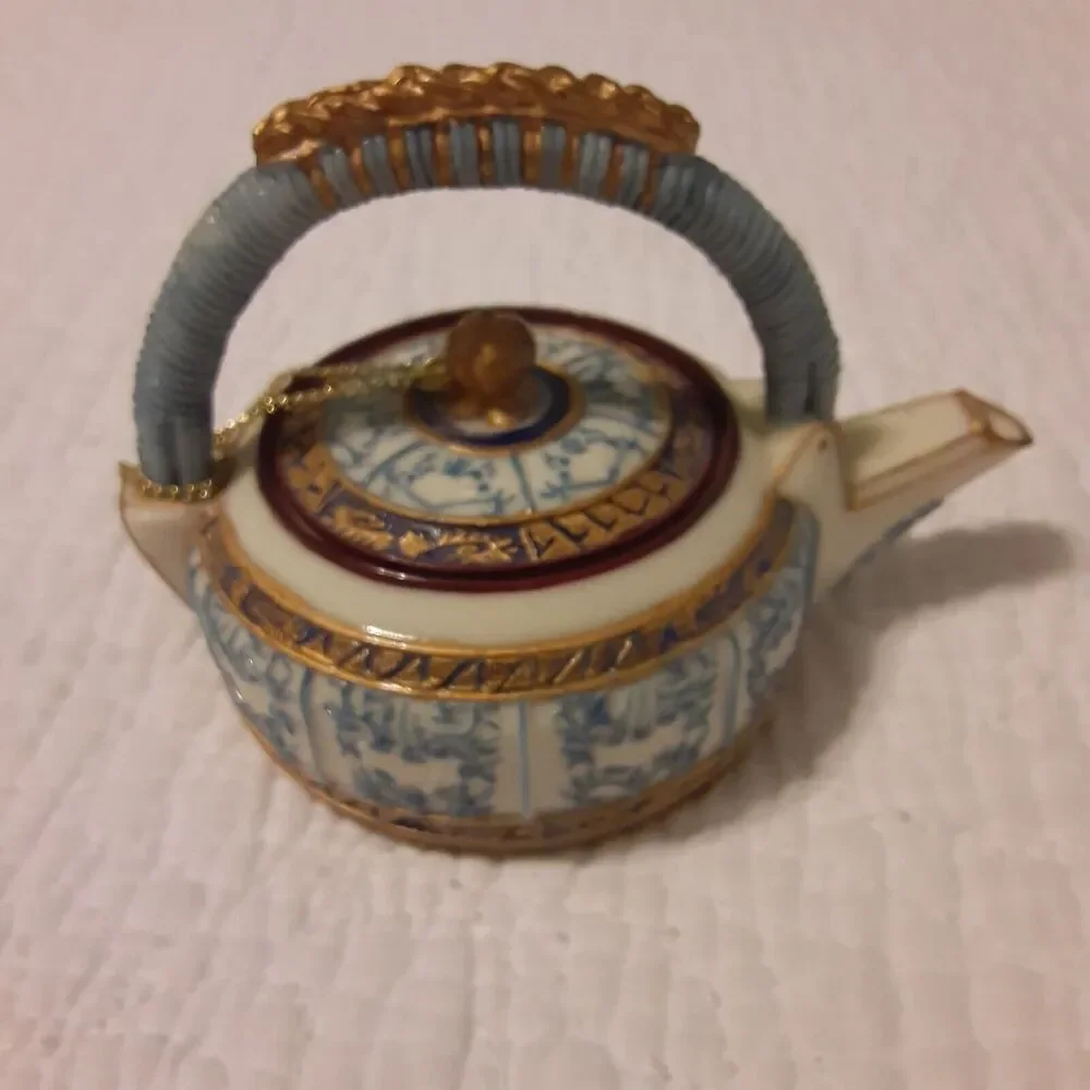 Vintage Nina Miniature Faux Tea Pot Handpainted